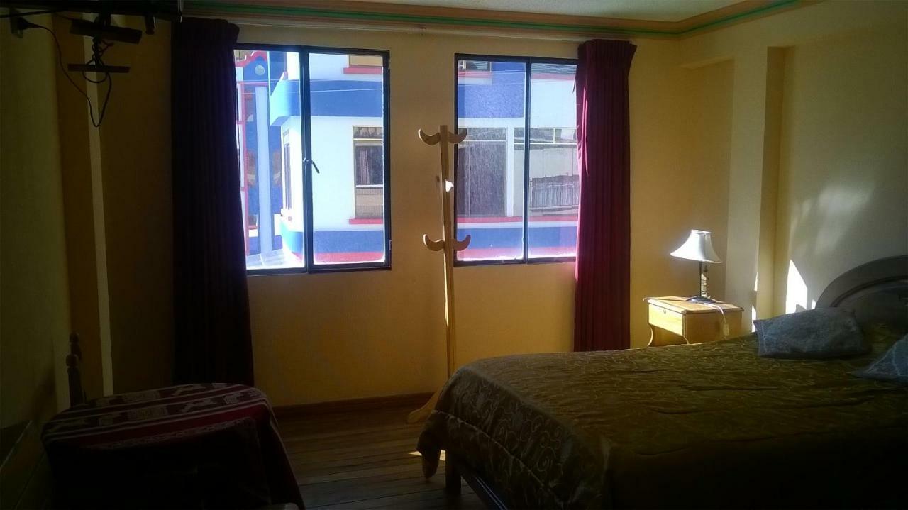 Hostal Real Los Andes Del Lago Copacabana  Exterior foto